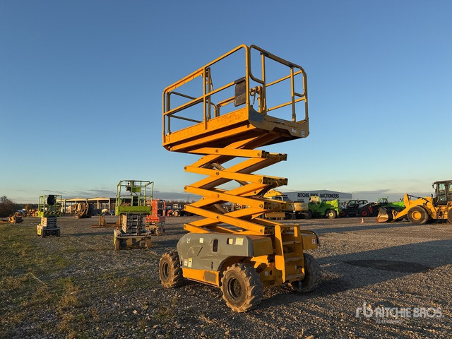 2007 Haulotte Compact 12RTE Electric Scissor Lift - Plataforma de tijeras: foto 3 2007 Haulotte Compact 12RTE Electric Scissor Lift - Plataforma de tijeras: foto 3