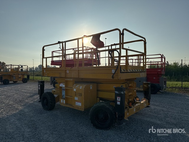2007 Haulotte H12SX Diesel (Inoperable) Scissor Lift - Plataforma de tijeras: foto 2 2007 Haulotte H12SX Diesel (Inoperable) Scissor Lift - Plataforma de tijeras: foto 2