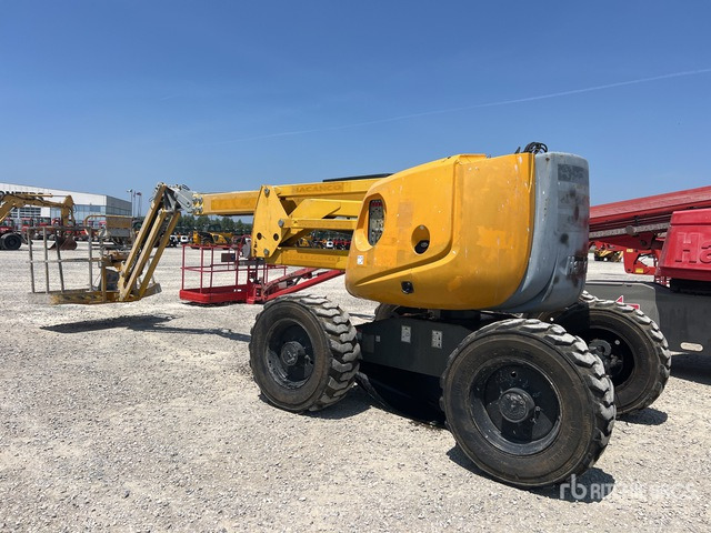 2008 Haulotte HA18PX (Inoperable) Articulating Boom Lift - Plataforma articulada: foto 4 2008 Haulotte HA18PX (Inoperable) Articulating Boom Lift - Plataforma articulada: foto 4