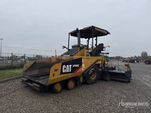 2010 Cat AP600D Wheel Asphalt Paver - Pavimentadora de asfalto: foto 1 2010 Cat AP600D Wheel Asphalt Paver - Pavimentadora de asfalto: foto 1