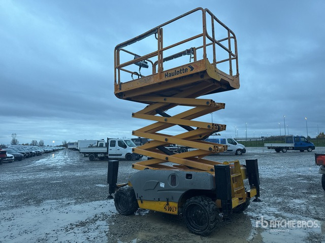 2010 Haulotte Compact12DX Diesel Scissor Lift - Plataforma de tijeras: foto 3 2010 Haulotte Compact12DX Diesel Scissor Lift - Plataforma de tijeras: foto 3