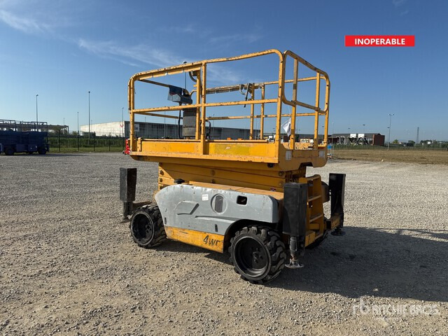 2011 Haulotte Compact12DX (Inoperable) Scissor Lift - Plataforma de tijeras: foto 1 2011 Haulotte Compact12DX (Inoperable) Scissor Lift - Plataforma de tijeras: foto 1