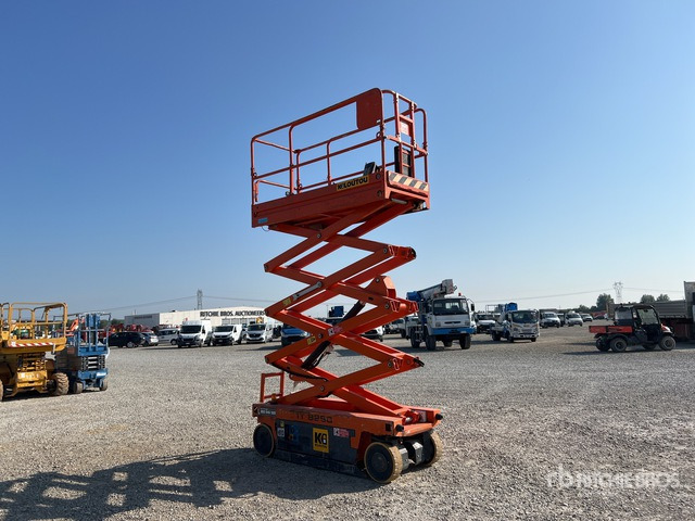 2011 Iteco IT8290 Electric Scissor Lift - Plataforma de tijeras: foto 2 2011 Iteco IT8290 Electric Scissor Lift - Plataforma de tijeras: foto 2