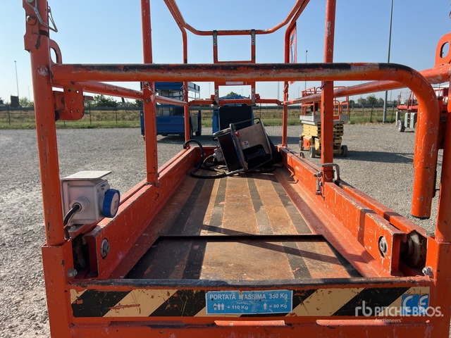 2011 Iteco IT8290 Electric Scissor Lift - Plataforma de tijeras: foto 5 2011 Iteco IT8290 Electric Scissor Lift - Plataforma de tijeras: foto 5
