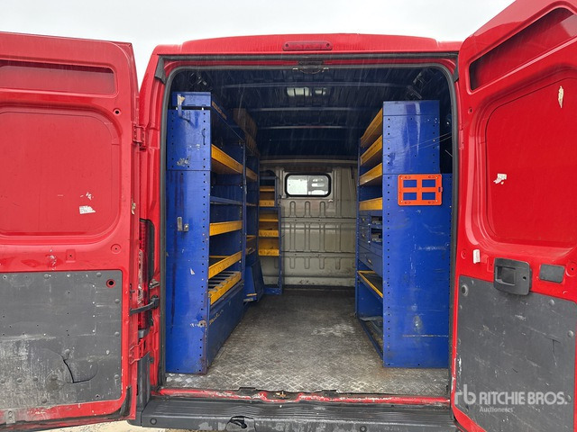 2012 Peugeot Boxer Van Truck - Camión caja cerrada: foto 4 2012 Peugeot Boxer Van Truck - Camión caja cerrada: foto 4