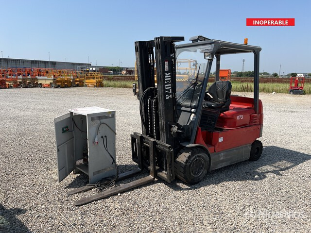 2012 Toyota 7FBMF30 3000 kg (Inoperable) Electric Forklift - Carretilla elevadora eléctrica: foto 2 2012 Toyota 7FBMF30 3000 kg (Inoperable) Electric Forklift - Carretilla elevadora eléctrica: foto 2