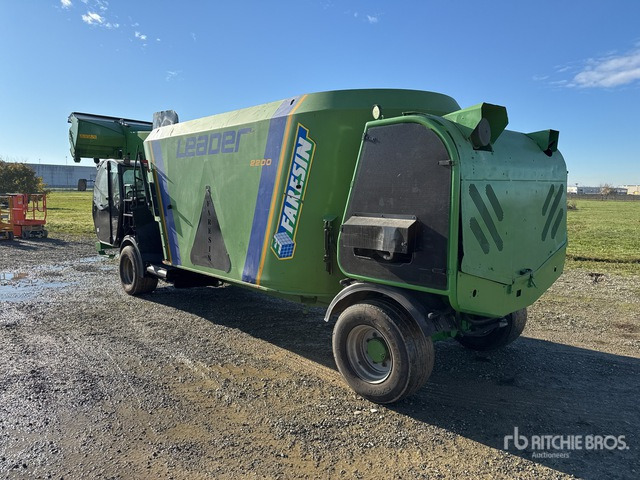 2013 Faresin Leader 220 TMRV52 Self-Propelled Feed Wagon - Desensiladora: foto 2 2013 Faresin Leader 220 TMRV52 Self-Propelled Feed Wagon - Desensiladora: foto 2