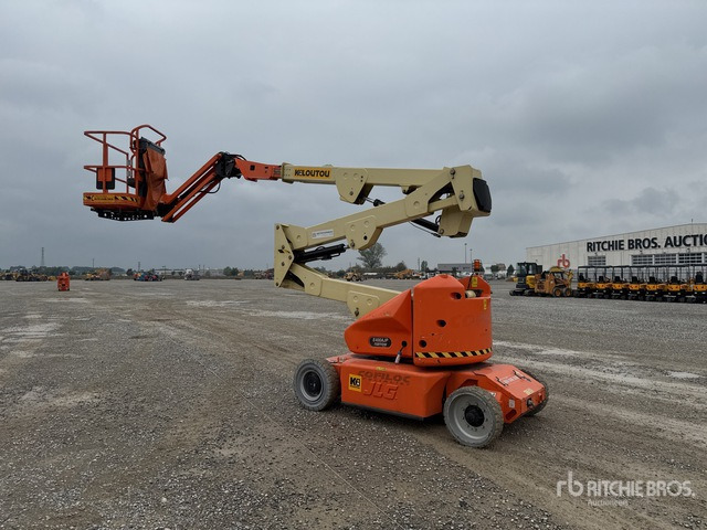 2013 JLG E400AJPN Electric Articulating Boom Lift - Plataforma articulada: foto 4 2013 JLG E400AJPN Electric Articulating Boom Lift - Plataforma articulada: foto 4