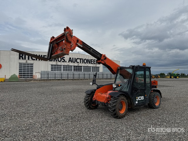2015 JCB 525-60T4 Sollevatore telescopico - Manipulador telescópico: foto 1 2015 JCB 525-60T4 Sollevatore telescopico - Manipulador telescópico: foto 1