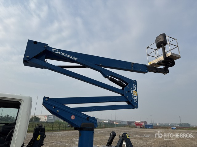 2015 Nissan Cabstar 35.12 2015 Socage DA324 24 m on Bucket Truck - Camión con plataforma elevadora: foto 5 2015 Nissan Cabstar 35.12 2015 Socage DA324 24 m on Bucket Truck - Camión con plataforma elevadora: foto 5