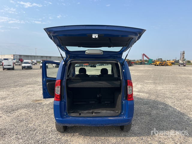 2019 Fiat Qubo Autocarro furgonato - Furgoneta combi: foto 5 2019 Fiat Qubo Autocarro furgonato - Furgoneta combi: foto 5