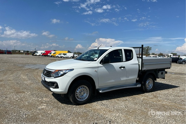 2020 Fiat Fullback 4x4 Extended Cab 2.4 154CV SX 4X4 Flatbed Truck - Caja abierta furgoneta: foto 3 2020 Fiat Fullback 4x4 Extended Cab 2.4 154CV SX 4X4 Flatbed Truck - Caja abierta furgoneta: foto 3
