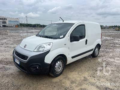 FIAT FIORINO 4 PORTE 1.3 MULTIJET 95 CV E6 SX - Camión caja cerrada: foto 1 FIAT FIORINO 4 PORTE 1.3 MULTIJET 95 CV E6 SX - Camión caja cerrada: foto 1
