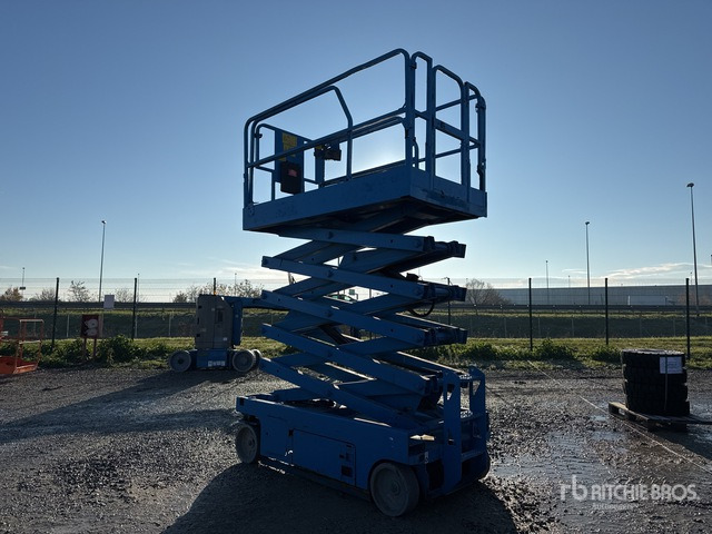 Genie GS3246 Scissor Lift - Plataforma de tijeras: foto 3 Genie GS3246 Scissor Lift - Plataforma de tijeras: foto 3