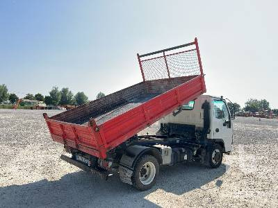 ISUZU NPR 77G - Camión volquete: foto 3 ISUZU NPR 77G - Camión volquete: foto 3