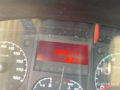 Camión caja abierta IVECO 35C11: foto 7