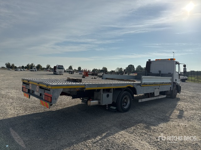 Iveco Eurocargo 120E18 Autocarro trasporto automobili - Grua de remolque autos: foto 4 Iveco Eurocargo 120E18 Autocarro trasporto automobili - Grua de remolque autos: foto 4