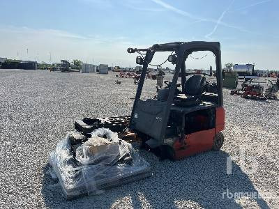 LINDE E16PH-01 1600 kg (Inoperable) - Carretilla elevadora eléctrica: foto 2 LINDE E16PH-01 1600 kg (Inoperable) - Carretilla elevadora eléctrica: foto 2