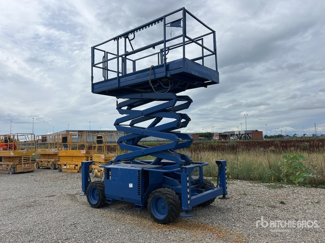 Skyjack SJ6832 RT Scissor Lift - Plataforma de tijeras: foto 2 Skyjack SJ6832 RT Scissor Lift - Plataforma de tijeras: foto 2