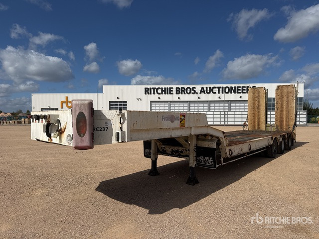 2007 Castera 3SS34T Tri/A Semi-Remorque Porte-Engin ... Lowboy Trailer - Semirremolque góndola rebajadas: foto 1 2007 Castera 3SS34T Tri/A Semi-Remorque Porte-Engin ... Lowboy Trailer - Semirremolque góndola rebajadas: foto 1