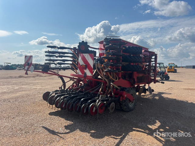 2007 Horsch Pronto 4 DC 4 m Semi-Mount Combination Semo ... Seed Drill - Combinado de siembra: foto 4 2007 Horsch Pronto 4 DC 4 m Semi-Mount Combination Semo ... Seed Drill - Combinado de siembra: foto 4