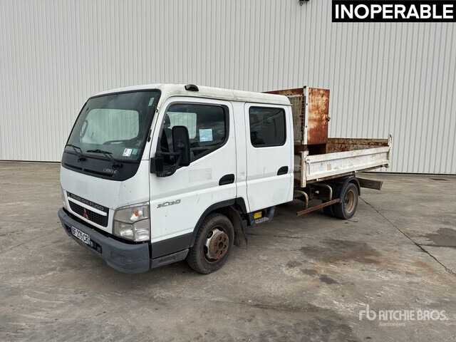 2007 Mitsubishi Canter 3C13D 4x2 Camion Benne (Inoperable) Dump Truck: Light Duty - Camión volquete: foto 1 2007 Mitsubishi Canter 3C13D 4x2 Camion Benne (Inoperable) Dump Truck: Light Duty - Camión volquete: foto 1