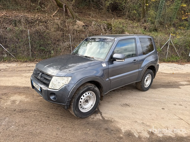 2010 Mitsubishi Pajero 4x4 (Inoperable) SUV - SUV/ Todoterreno: foto 1 2010 Mitsubishi Pajero 4x4 (Inoperable) SUV - SUV/ Todoterreno: foto 1