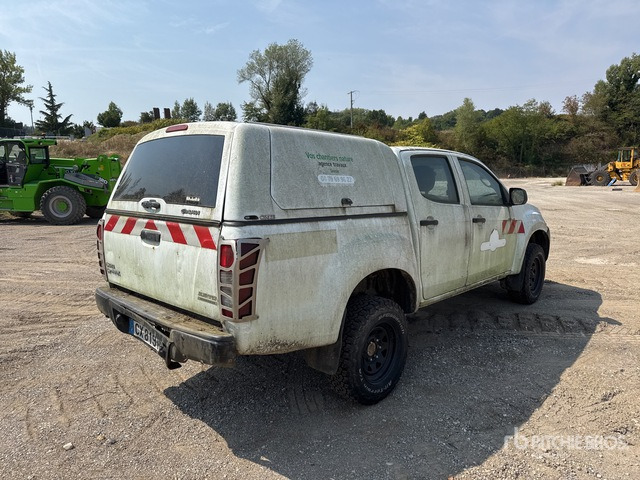 2013 Isuzu D-Max 4x4 Extended Cab (Inoperable) Pickup - Pick-up: foto 4 2013 Isuzu D-Max 4x4 Extended Cab (Inoperable) Pickup - Pick-up: foto 4