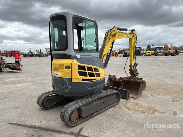 2013 New Holland E35B SR Pelle Sur Chenilles Tracked Excavator - Excavadora de cadenas: foto 4 2013 New Holland E35B SR Pelle Sur Chenilles Tracked Excavator - Excavadora de cadenas: foto 4