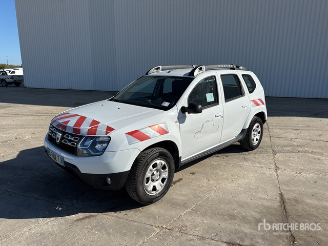 2016 Renault Duster V?hicule utilitaire sport - Coche: foto 1 2016 Renault Duster V?hicule utilitaire sport - Coche: foto 1