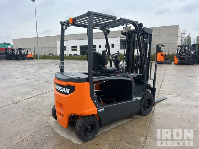 2023 Doosan B30X-7 PLUS 3000 kg Chariot Elevateur Elect ... Electric Forklift - Carretilla elevadora eléctrica: foto 3 2023 Doosan B30X-7 PLUS 3000 kg Chariot Elevateur Elect ... Electric Forklift - Carretilla elevadora eléctrica: foto 3