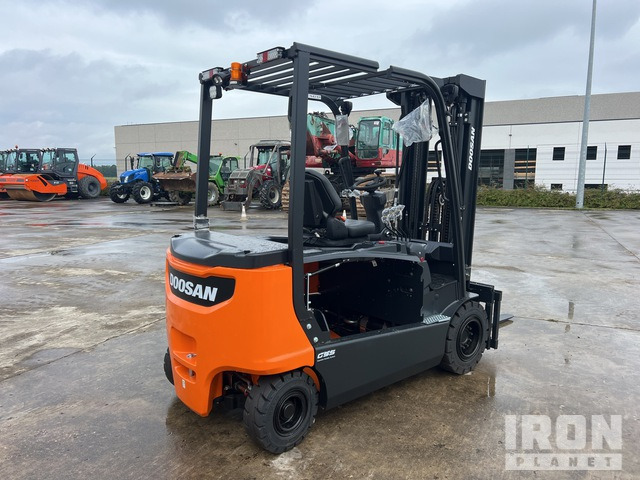 2023 Doosan B35X-7 PLUS 3500 kg Chariot Elevateur Elect ... Electric Forklift - Carretilla elevadora eléctrica: foto 4 2023 Doosan B35X-7 PLUS 3500 kg Chariot Elevateur Elect ... Electric Forklift - Carretilla elevadora eléctrica: foto 4