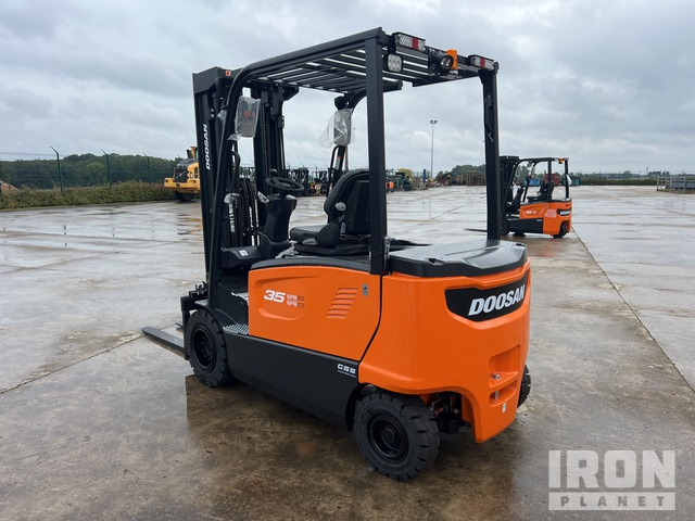 2023 Doosan B35X-7 PLUS 3500 kg Chariot Elevateur Elect ... Electric Forklift - Carretilla elevadora eléctrica: foto 3 2023 Doosan B35X-7 PLUS 3500 kg Chariot Elevateur Elect ... Electric Forklift - Carretilla elevadora eléctrica: foto 3