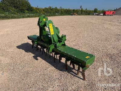 AMAZONE 3002-240 3000 mm 3-Point 3 m - Rodillo agrícola: foto 2 AMAZONE 3002-240 3000 mm 3-Point 3 m - Rodillo agrícola: foto 2
