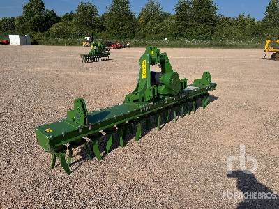 AMAZONE KE 4002-190 4000 mm 3-Point 4 m - Rodillo agrícola: foto 3 AMAZONE KE 4002-190 4000 mm 3-Point 4 m - Rodillo agrícola: foto 3