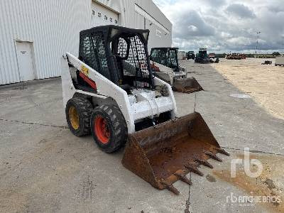 BOBCAT S130 Chargeuse Compacte - Minicargadora: foto 4 BOBCAT S130 Chargeuse Compacte - Minicargadora: foto 4
