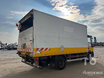 IVECO 120E24 4x2 Camion Fourgon - Camión caja cerrada: foto 3 IVECO 120E24 4x2 Camion Fourgon - Camión caja cerrada: foto 3