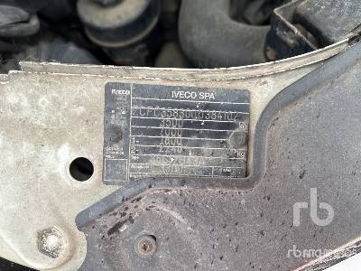 IVECO DAILY 35S12 Vehicule Utilitaire (Inoperable) - Furgón: foto 5 IVECO DAILY 35S12 Vehicule Utilitaire (Inoperable) - Furgón: foto 5