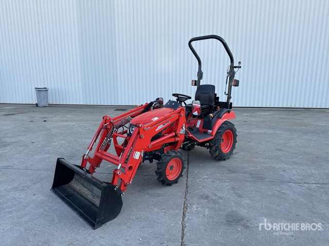 Kioti CS2220 Tracteur agricole utilitaire - Mini tractor: foto 2 Kioti CS2220 Tracteur agricole utilitaire - Mini tractor: foto 2