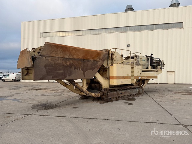 2002 Metso LT1213 Concasseur Impact Crusher - Otros maquinaria: foto 1 2002 Metso LT1213 Concasseur Impact Crusher - Otros maquinaria: foto 1