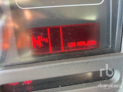 RENAULT PREMIUM LANDER 2010 SECMAIR SERVIROUTE 9000 L ... - Distribuidor de asfalto: foto 5 RENAULT PREMIUM LANDER 2010 SECMAIR SERVIROUTE 9000 L ... - Distribuidor de asfalto: foto 5