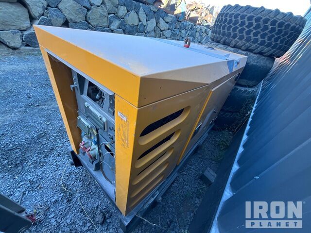 Sdmo R44 Generator Set - Generador industriale: foto 3 Sdmo R44 Generator Set - Generador industriale: foto 3