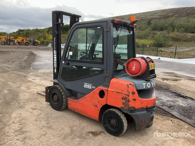2014 Toyota 02-8FGF25 2014 Toyota 8FG25 Forklift Forklift - Carretilla elevadora de gas: foto 4 2014 Toyota 02-8FGF25 2014 Toyota 8FG25 Forklift Forklift - Carretilla elevadora de gas: foto 4