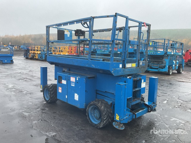 2015 Genie GS3369RT 4x4 Diesel Scissor Lift - Plataforma de tijeras: foto 3 2015 Genie GS3369RT 4x4 Diesel Scissor Lift - Plataforma de tijeras: foto 3