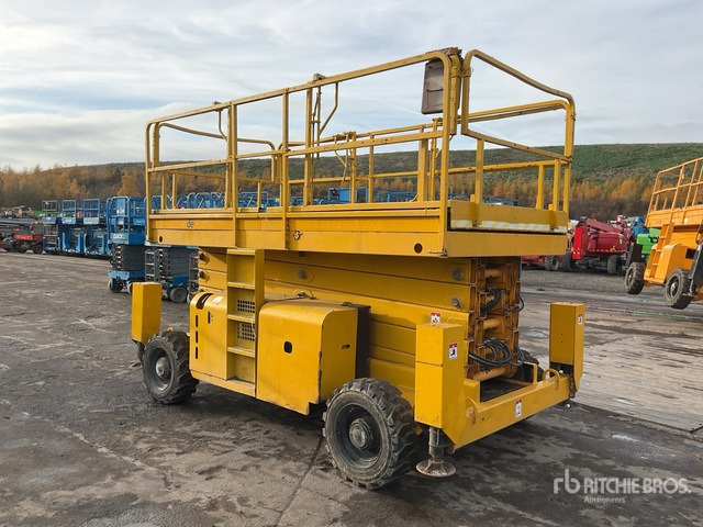 2015 Haulotte H18SX 4x4 Diesel Scissor Lift - Plataforma de tijeras: foto 4 2015 Haulotte H18SX 4x4 Diesel Scissor Lift - Plataforma de tijeras: foto 4