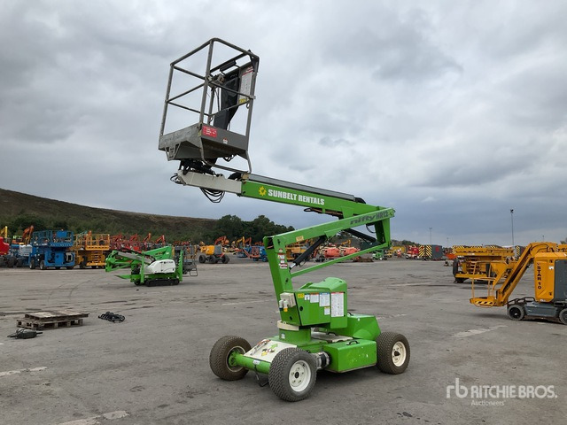 2015 Nifty-Lift HR12NDE 2WD Hybrid Articulating Boom Lift - Plataforma articulada: foto 2 2015 Nifty-Lift HR12NDE 2WD Hybrid Articulating Boom Lift - Plataforma articulada: foto 2