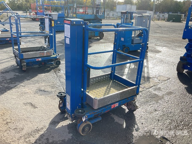 2016 Power Tower Nano Vertical Mast Lift - Plataforma de mástil vertical: foto 4 2016 Power Tower Nano Vertical Mast Lift - Plataforma de mástil vertical: foto 4