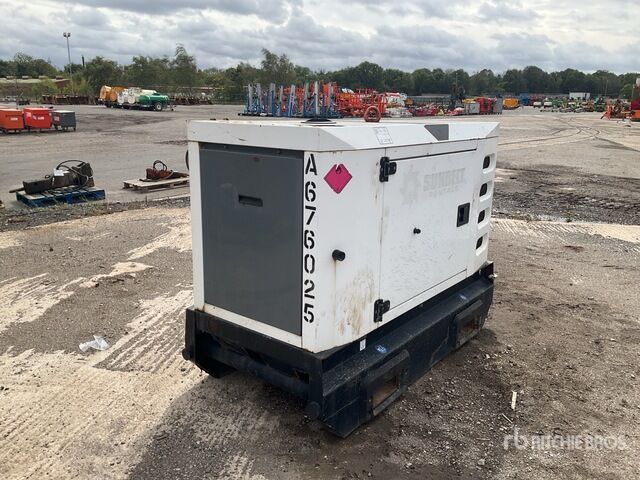 Sdmo R22 Generator Set - Generador industriale: foto 5 Sdmo R22 Generator Set - Generador industriale: foto 5