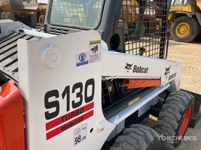 2004 Bobcat S130 Skid Steer Loader - Minicargadora: foto 4 2004 Bobcat S130 Skid Steer Loader - Minicargadora: foto 4