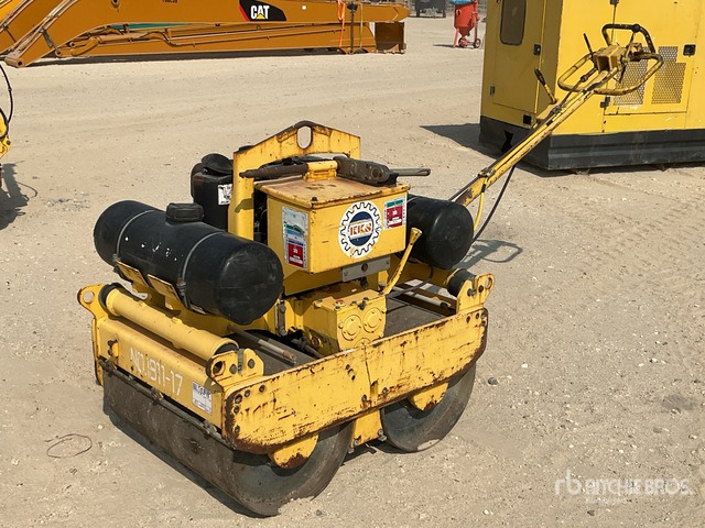 2006 Bomag BW75S-2 Walk Behind Roller - Mini compactadora: foto 1 2006 Bomag BW75S-2 Walk Behind Roller - Mini compactadora: foto 1